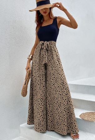 Kelly - Overall mit weitem Bein und Polka Dot-Print