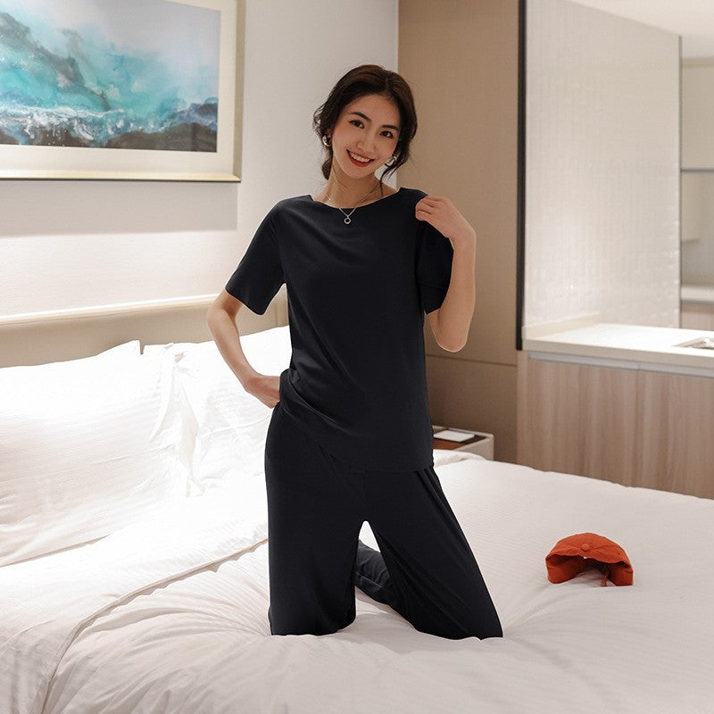 Wella - Zweiteiliges Pyjama-Set mit kurzärmeligem T-Shirt und weitem Bein aus Eisseide